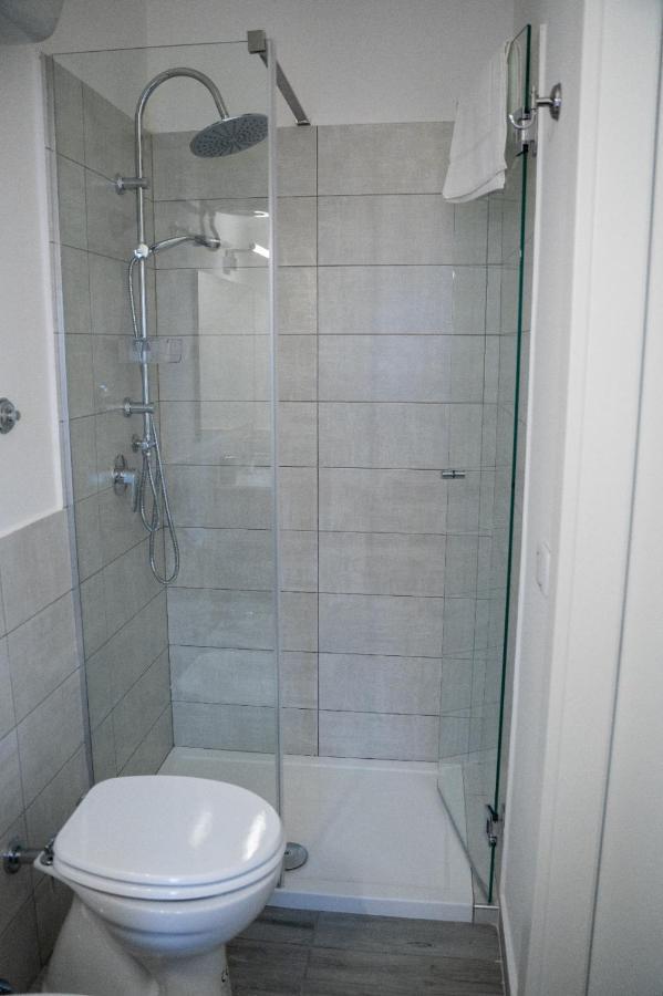 B&B Alighieri 97 บารี ภายนอก รูปภาพ