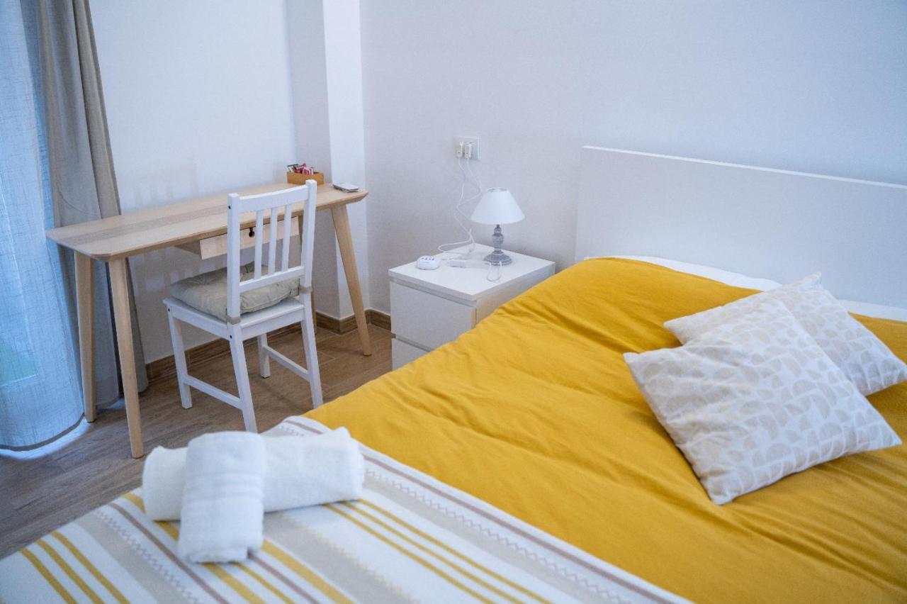 B&B Alighieri 97 บารี ภายนอก รูปภาพ